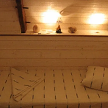 La Bed & Breakfast 3*